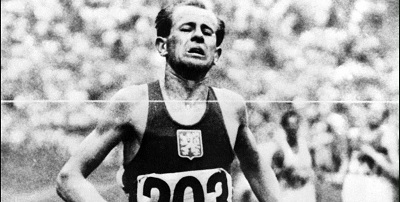 Emil Zátopek - Vencedor en Helsinki en 1952 del 5000, 10000 y maratón